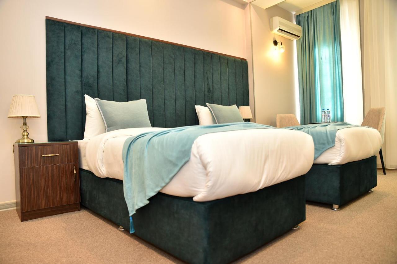 Karat Inn Boutique Hotel บากู ภายนอก รูปภาพ